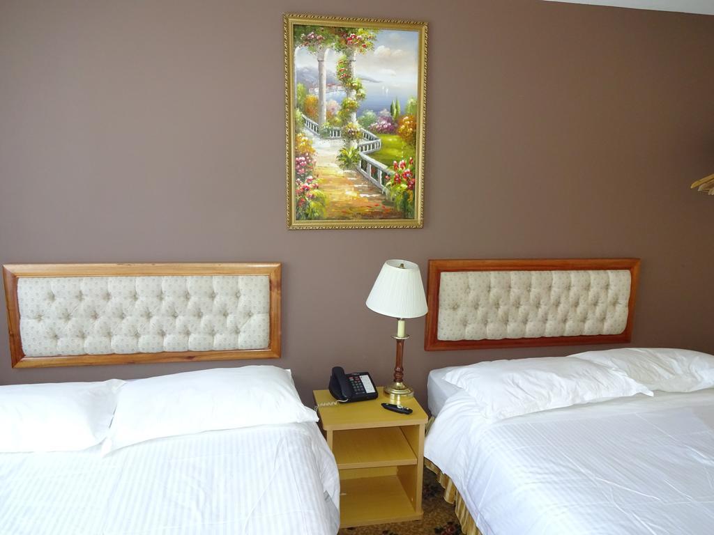 Flushing Hotel New York Room photo
